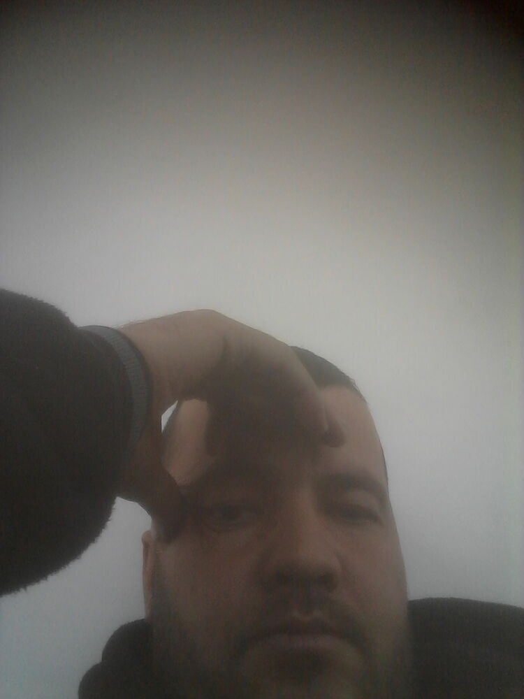  24796482  b, 38 ,    