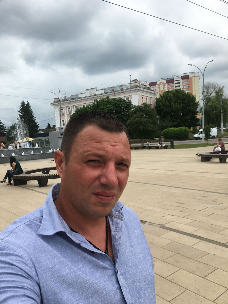 27960442  , 39 ,    
