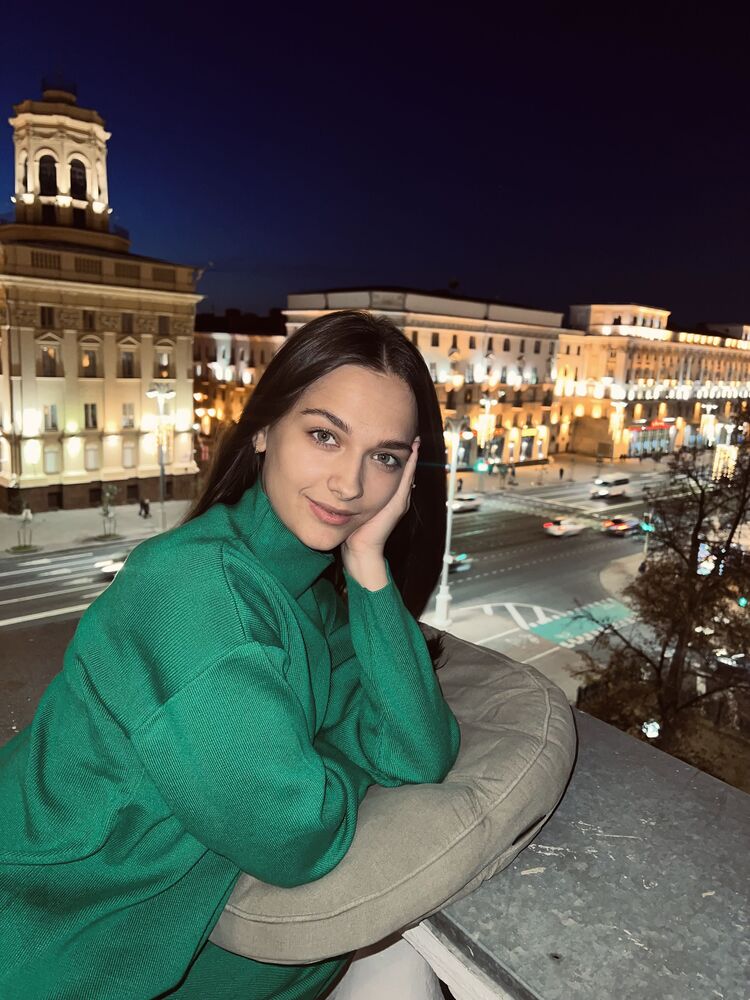  -,   , 21 ,     , c 