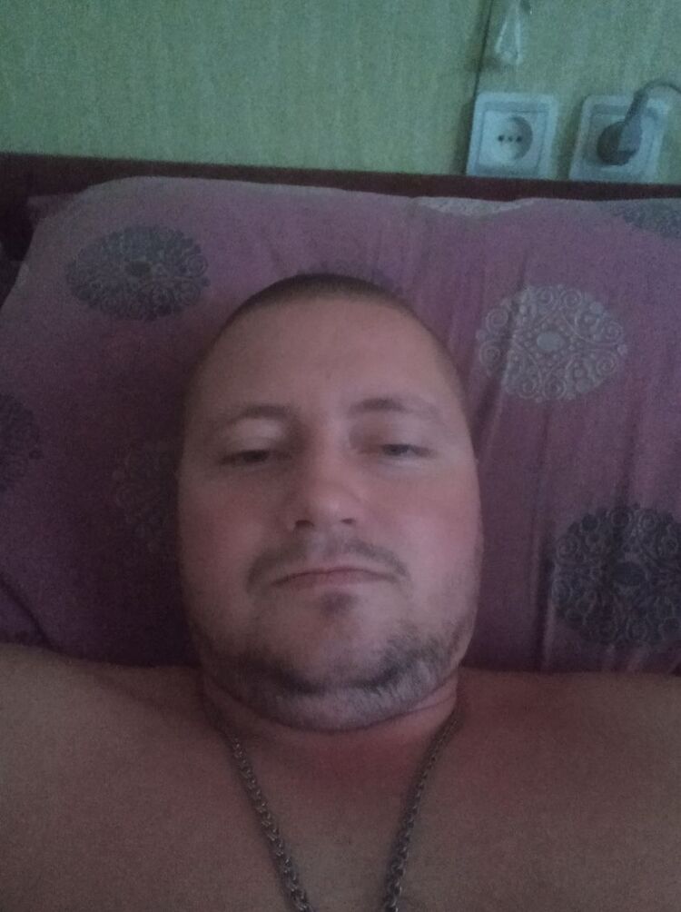  52859082  , 34 ,    