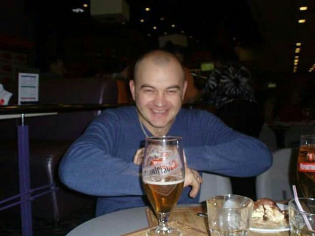  ,   Stas, 40 ,   