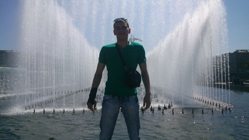  10565452  , 37 ,    -