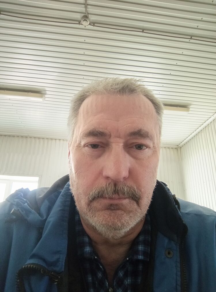  51554162  Sergius, 57 ,    