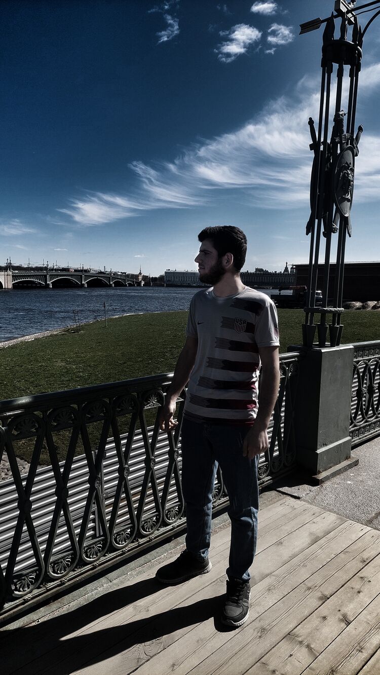  43520272  , 23 ,    -