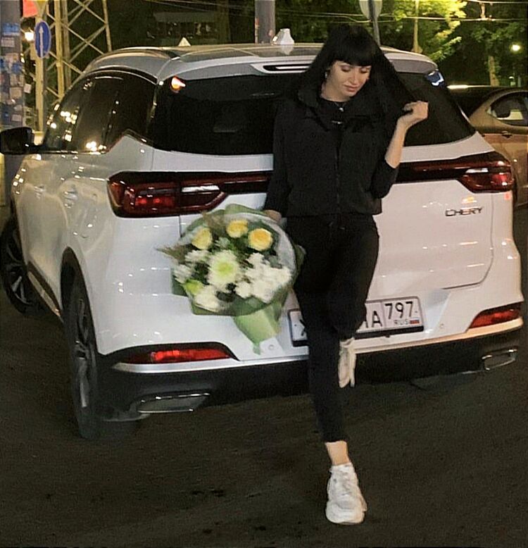  --,   Valentina, 41 ,  
