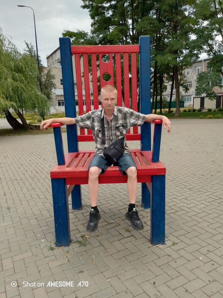  44430332  , 49 ,    