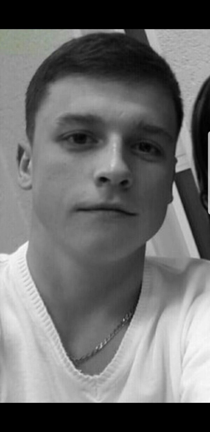  48952652  Alexey, 31 ,     