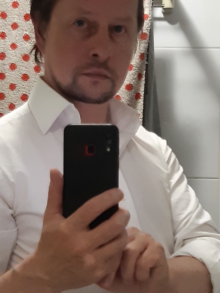  24094952  , 55 ,    