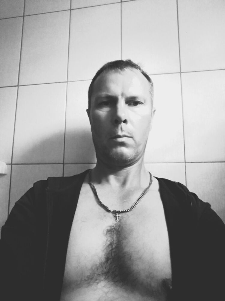  12418612  Alex, 48 ,    