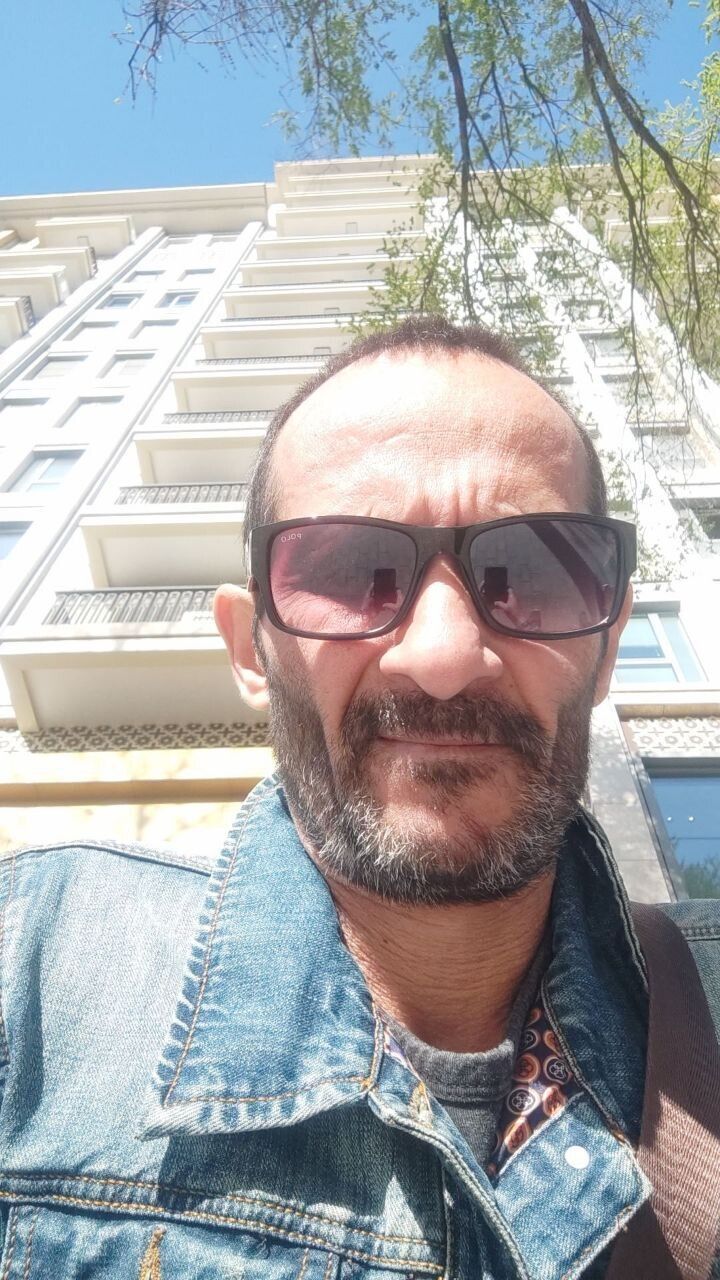  38923042  Dodod, 51 ,    