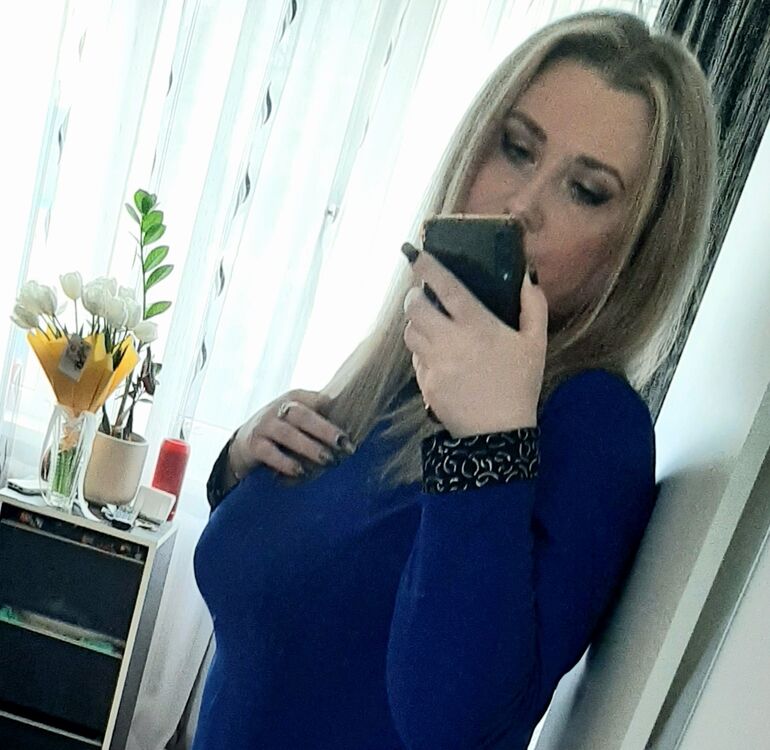  52866162  , 37 ,    