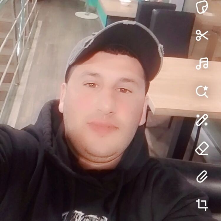  51449692  , 36 ,    