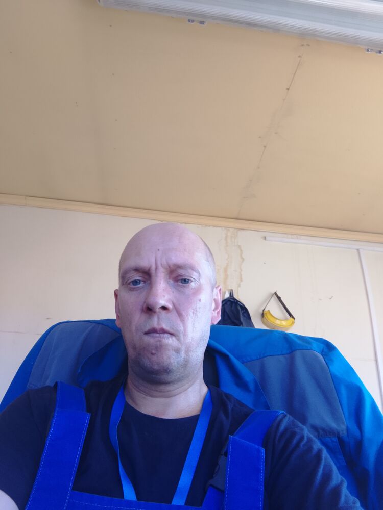  46856912  , 42 ,    