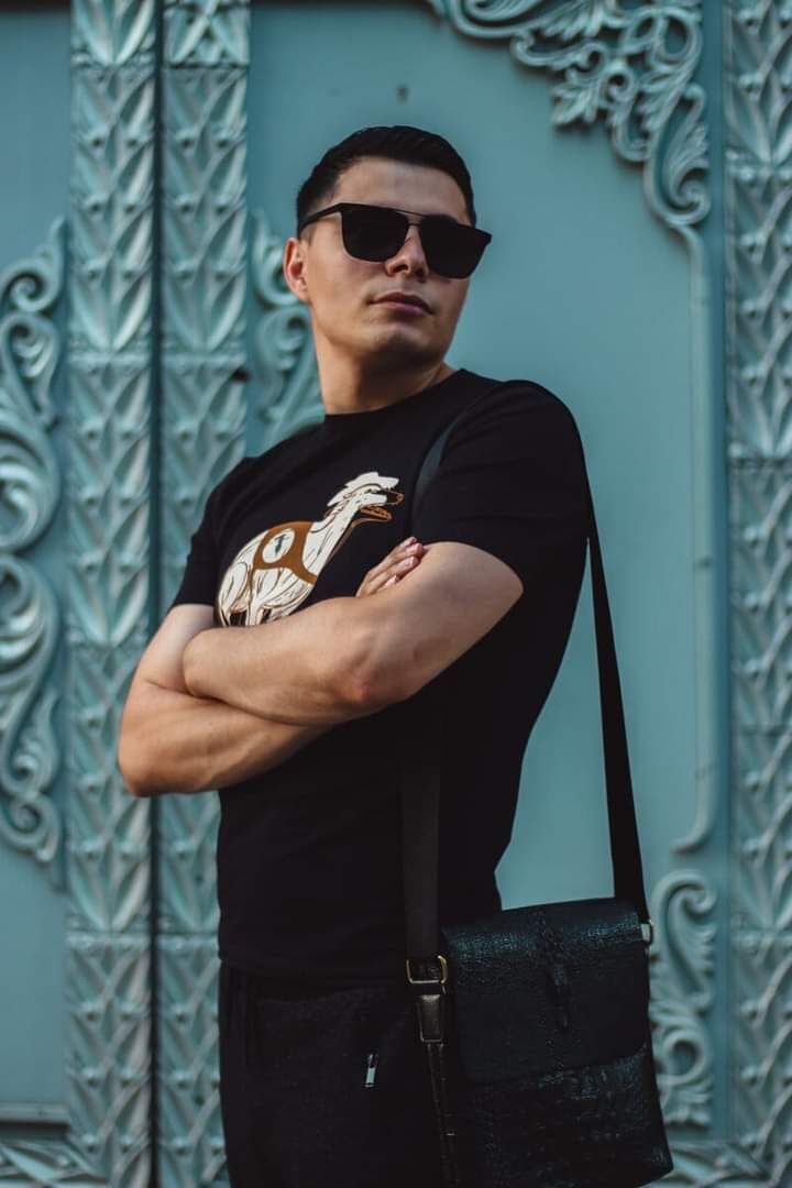  ,   Dav, 25 ,   ,   