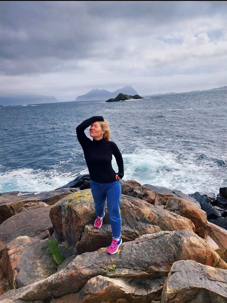  ,   Alena, 46 ,   ,   