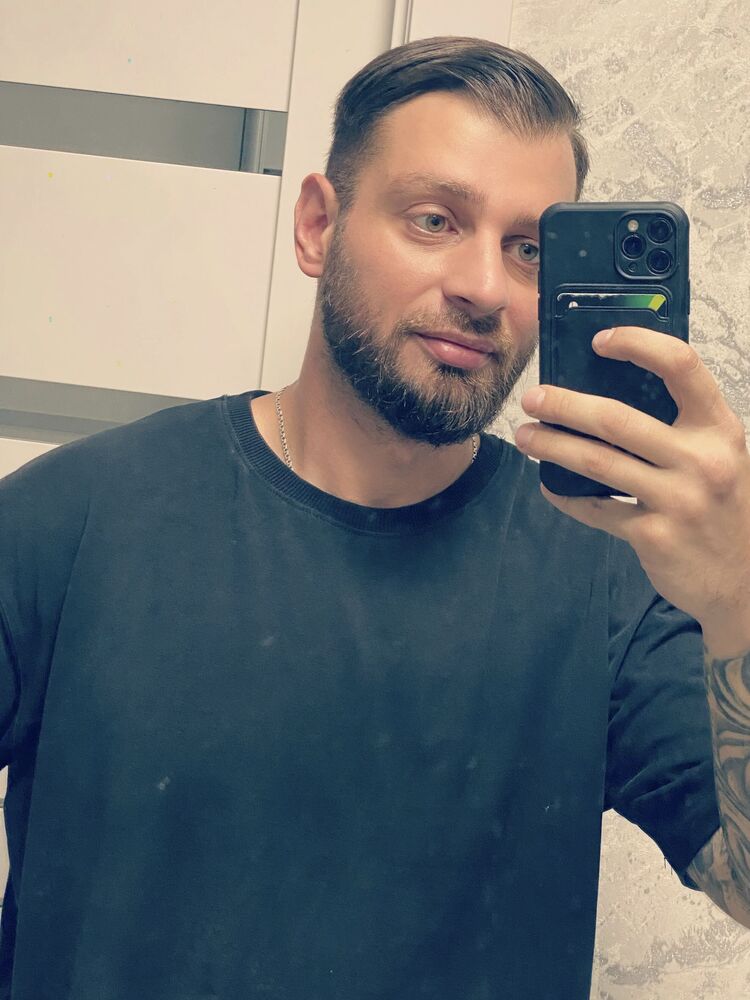  45468702  , 31 ,    