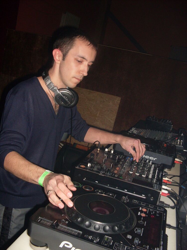   ,   Djdance, 38 ,   ,   