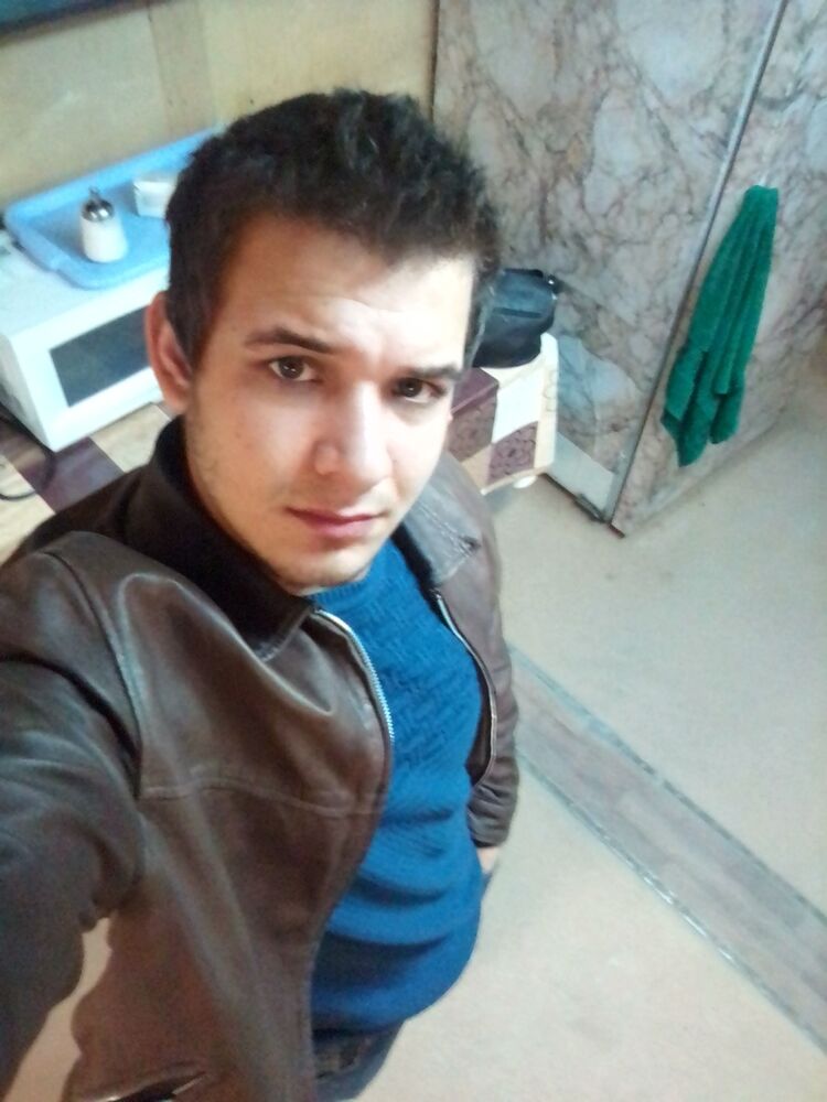  12108722  ϸ, 75 ,    