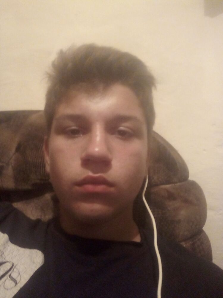  35979442  , 21 ,    