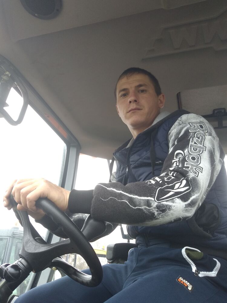  23281942  , 36 ,    