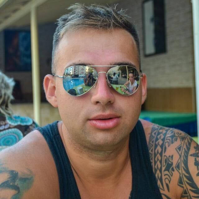  45693782  , 33 ,    