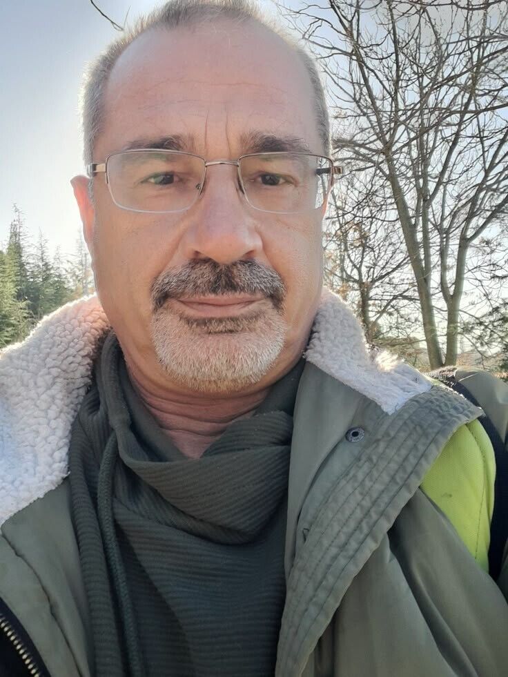  ,   Kizatro, 62 ,   ,   