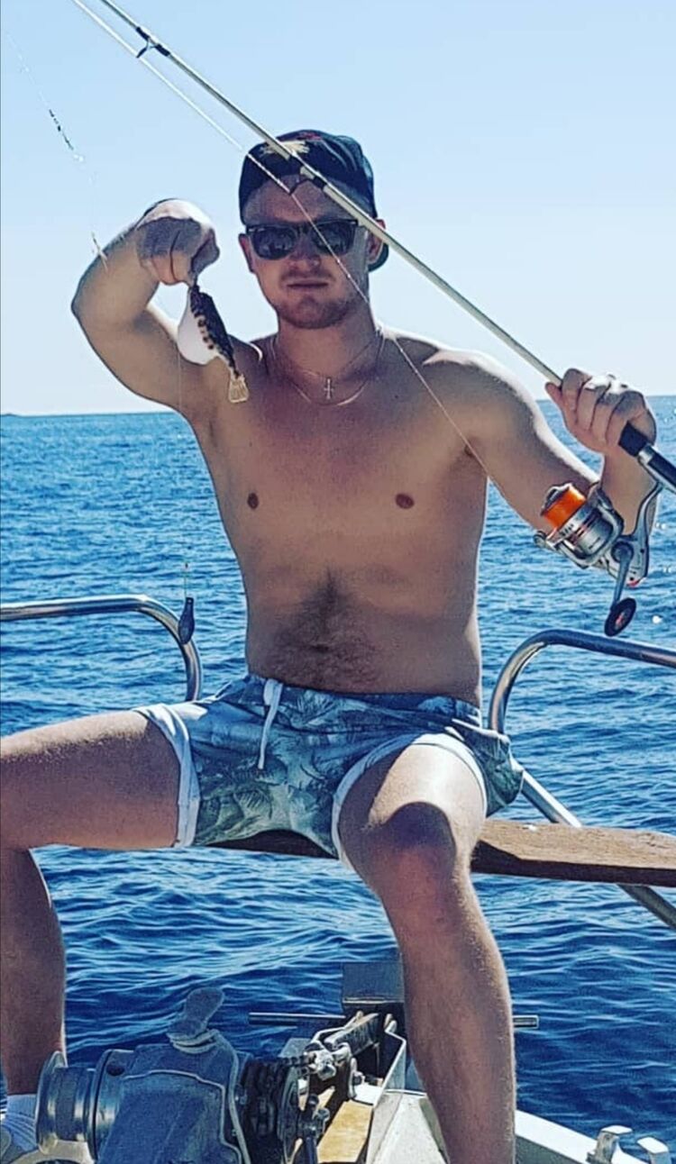  23433312  Raivis, 33 ,    Nuremberg