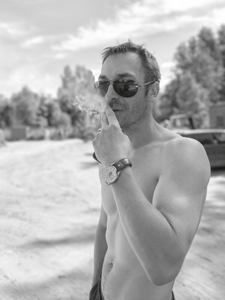  30825702  , 42 ,    -