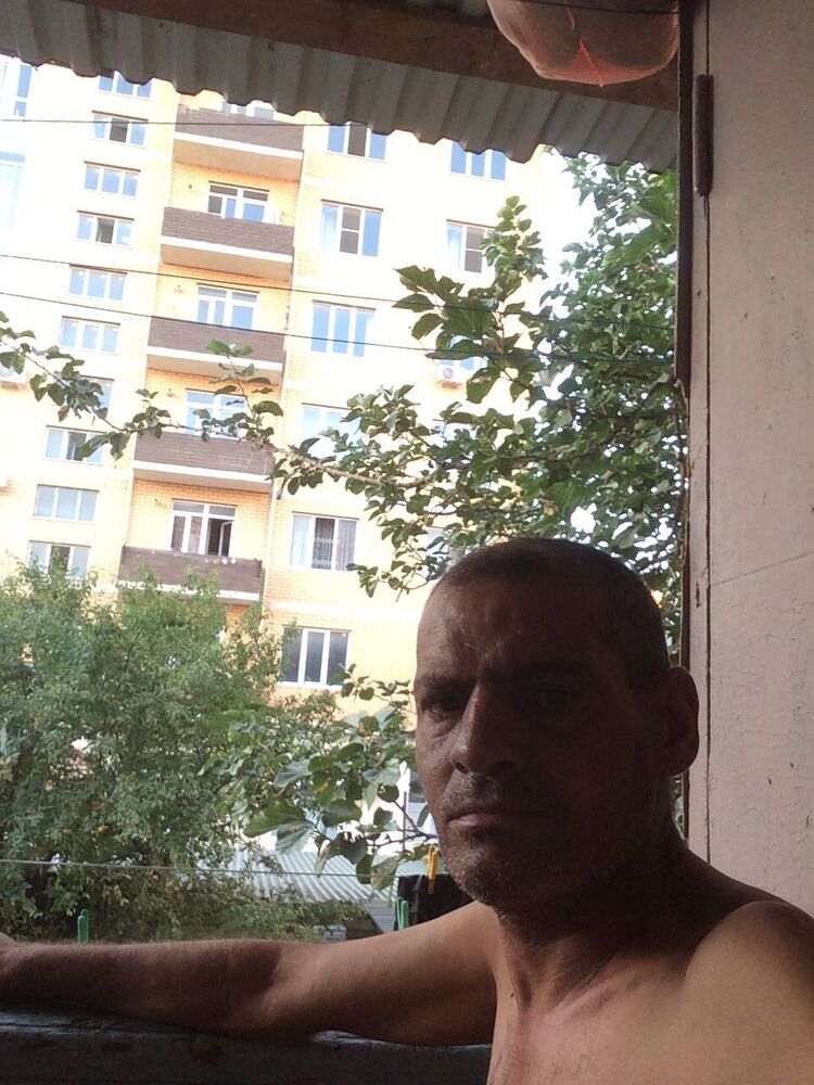  37071982  , 51 ,    