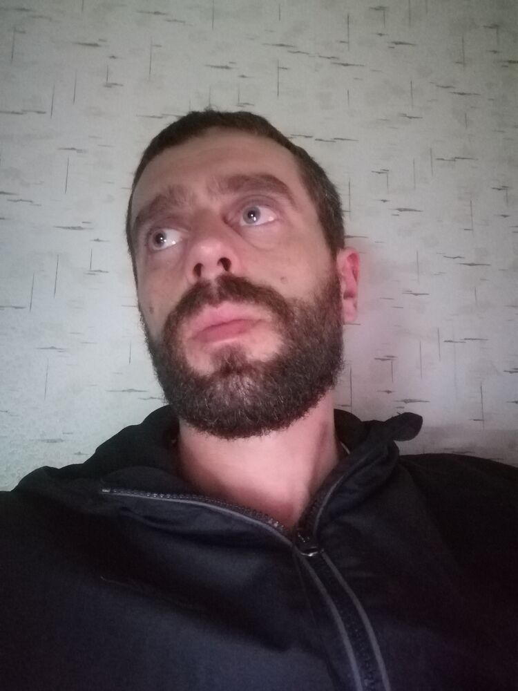  28555242  , 39 ,     