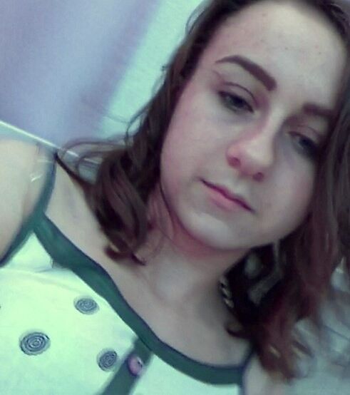  12985132  Vikki, 29 ,    