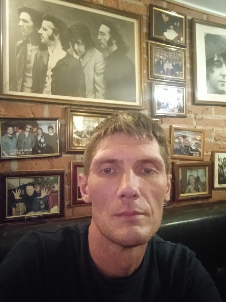  34226222  Andrey, 45 ,    