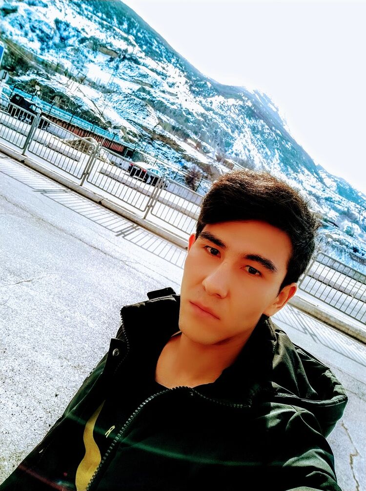  18854392  DiasBek, 28 ,    