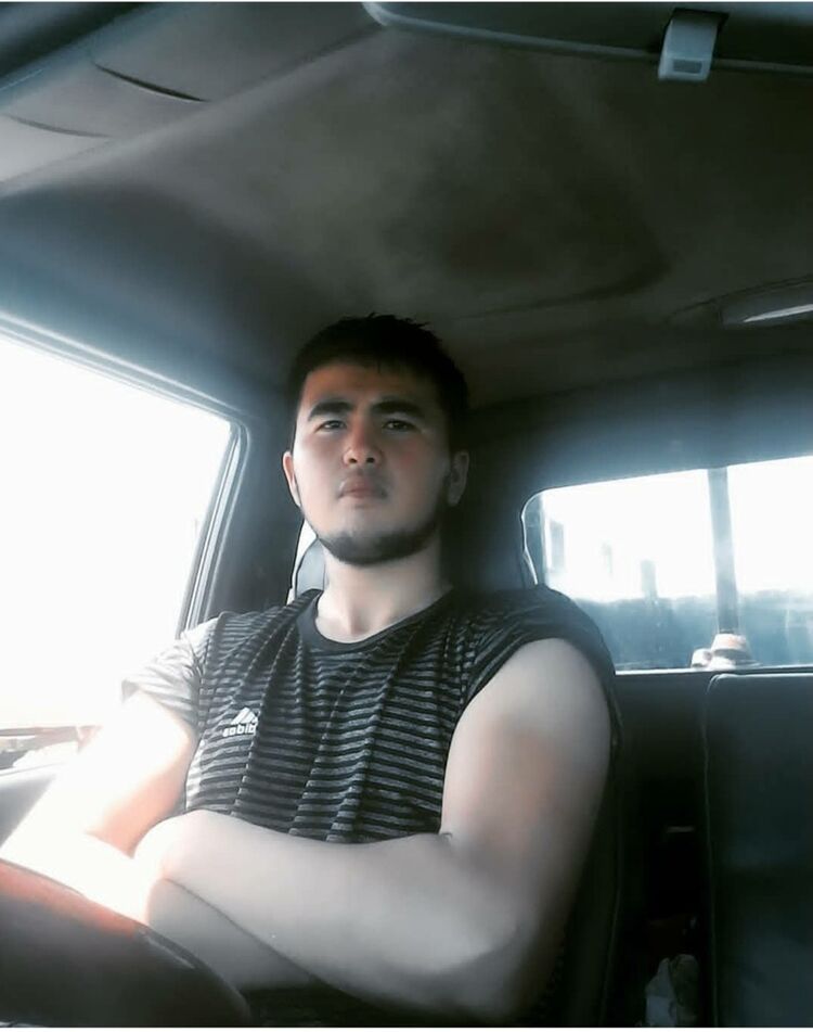  ,   Rysbek, 30 ,  