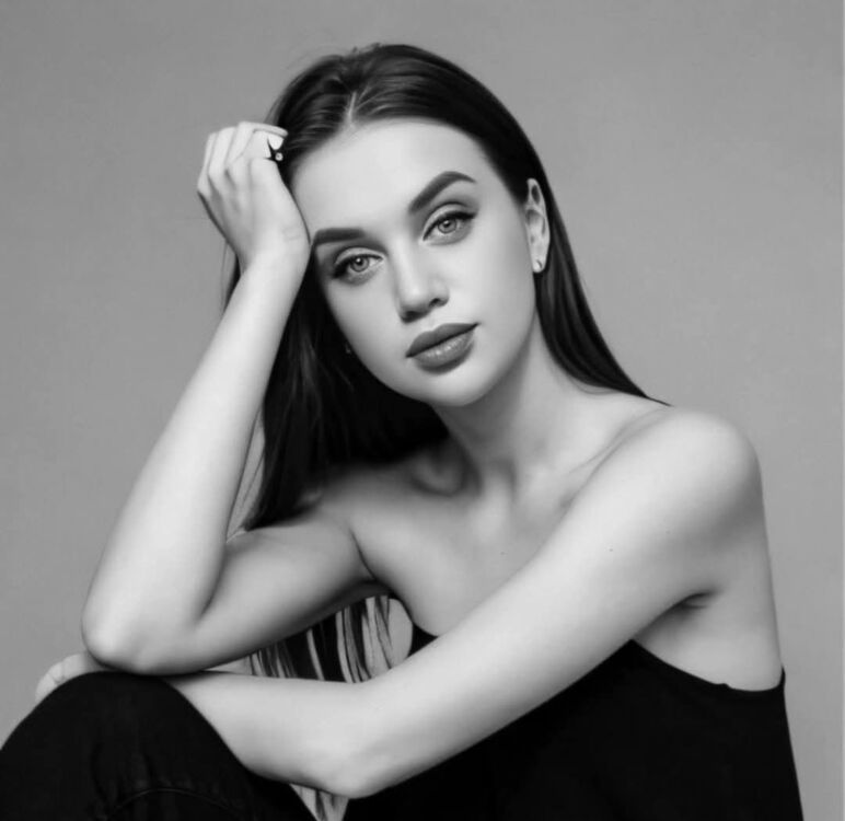  51027292  Vita, 36 ,    