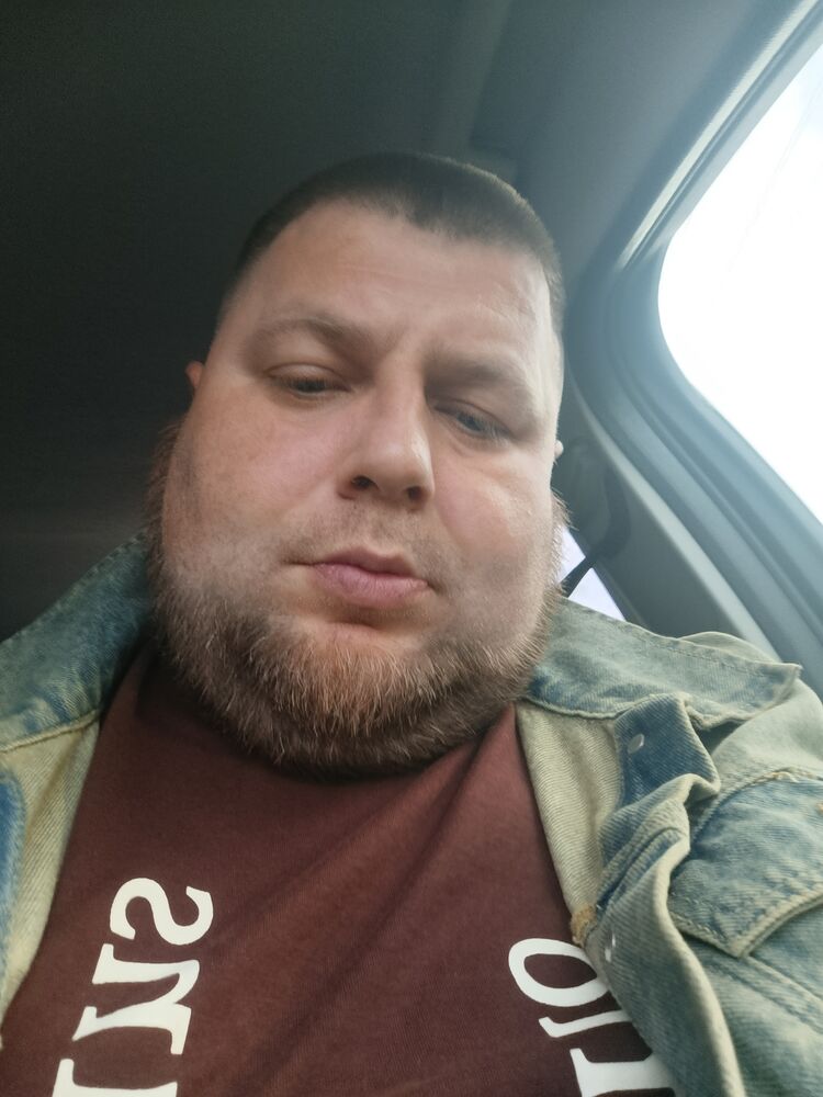  52069232  , 40 ,    