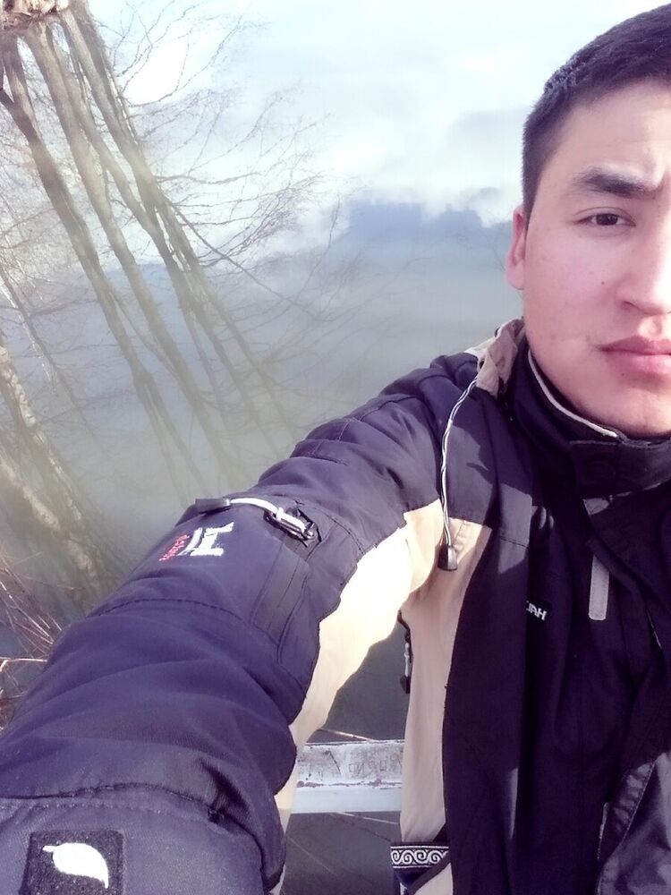  ,   Argen, 32 ,   ,   , c 