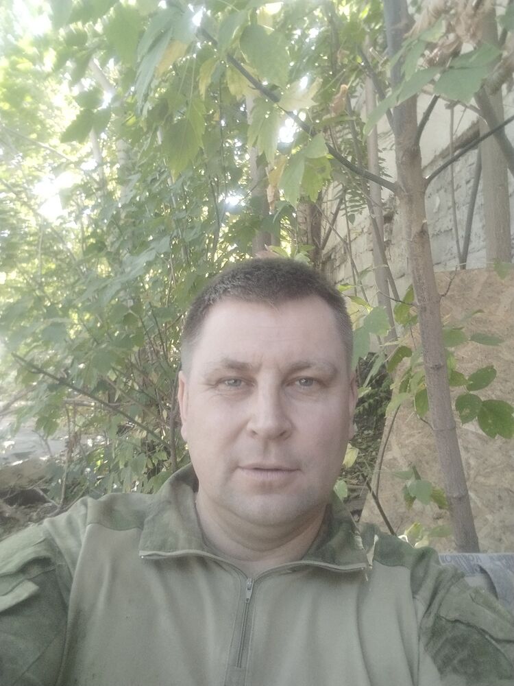 52247952  , 40 ,    