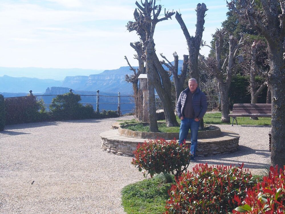  ,   Ivan, 64 ,   ,   , c 