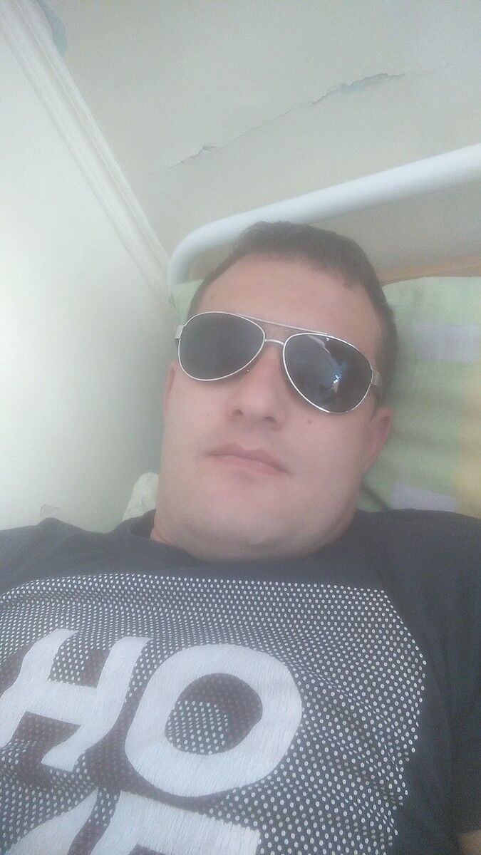  18552292  , 35 ,    