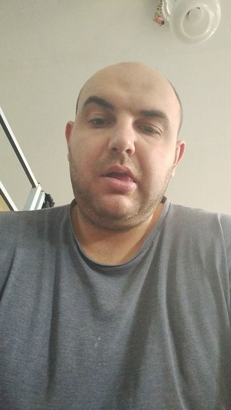  37225532  , 30 ,    
