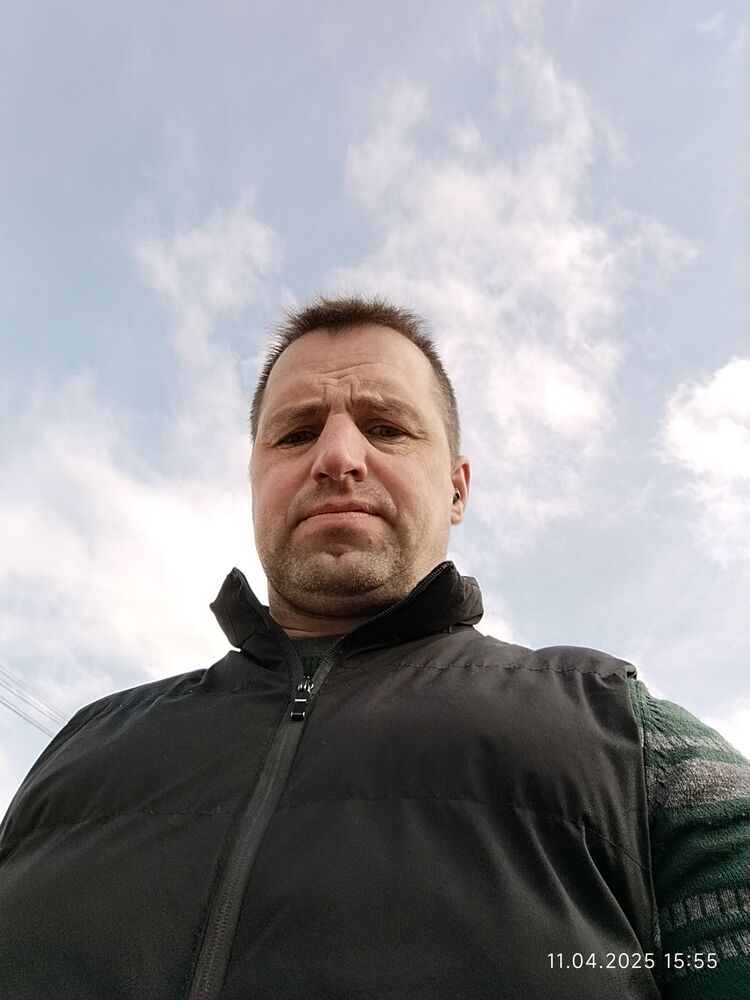  ,   Dima, 44 ,   ,   , c , 
