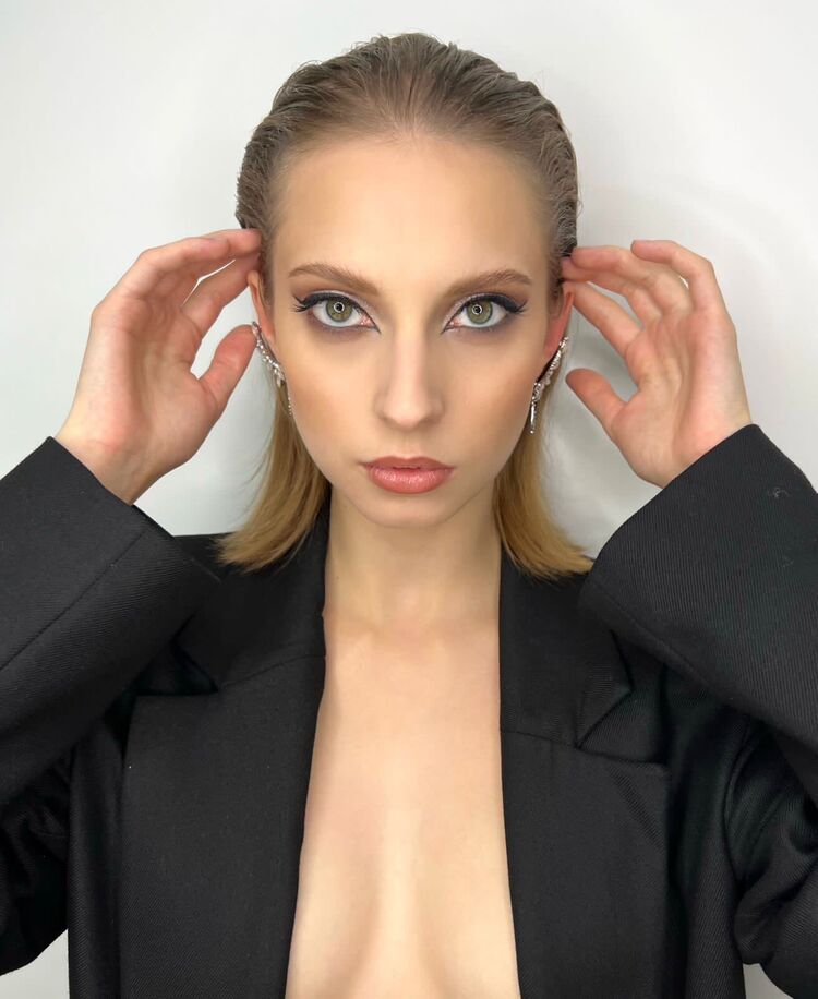 ���������� �����-���������, ���� ������� Julia, 25 ���, ������������ ��� ������, ����� � ���������