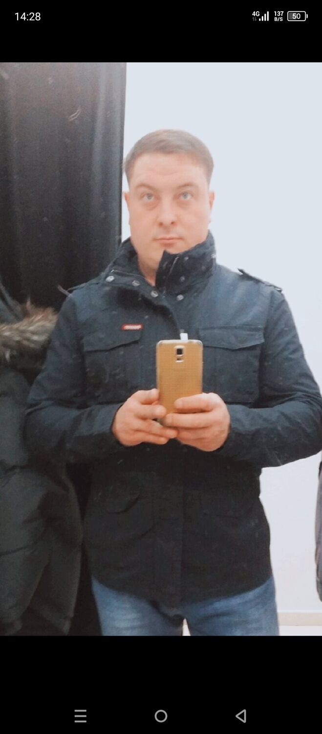  51148672  Ivan, 41 ,    -