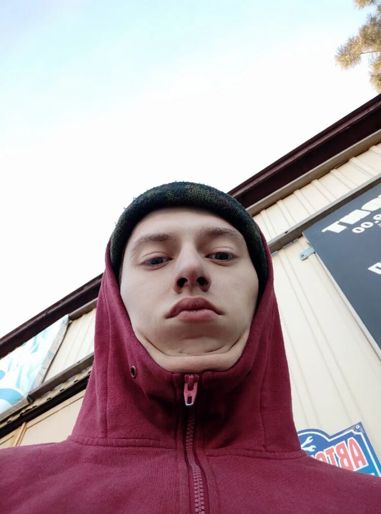  27587252  Daniil, 25 ,    