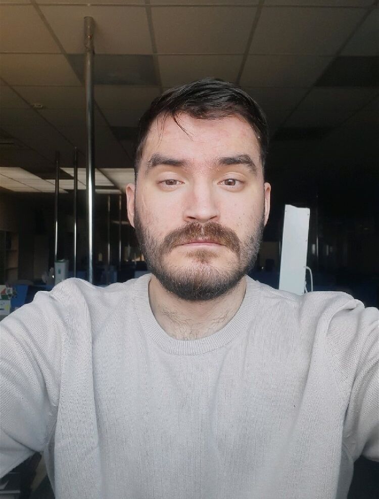  44041772  , 33 ,    