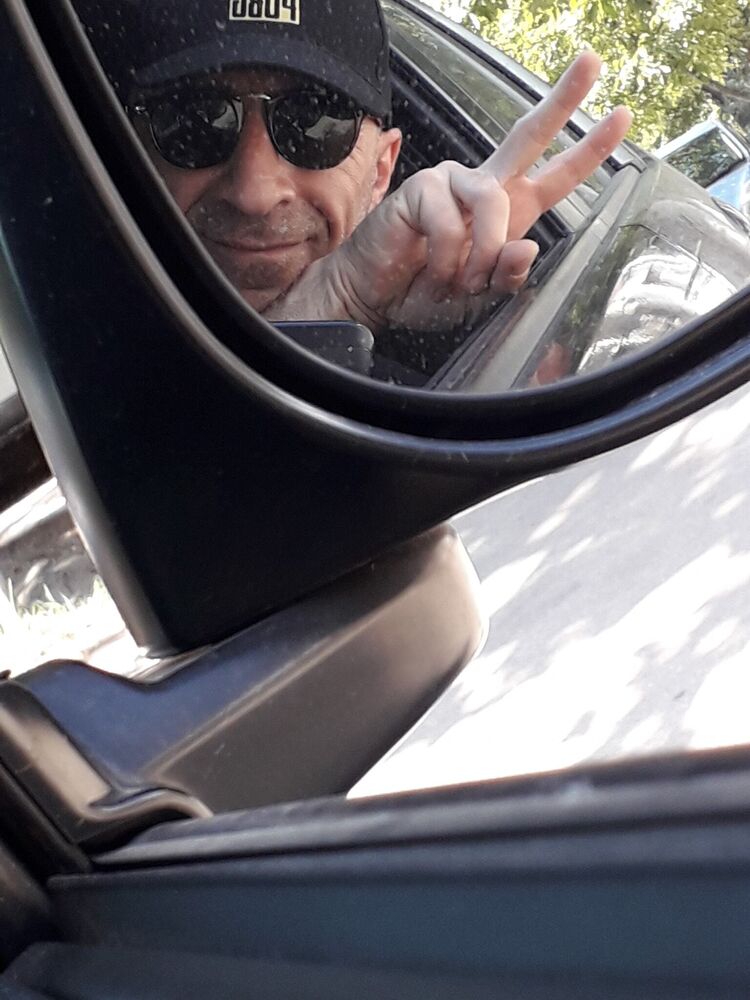  31905692  Niutoni, 54 ,    