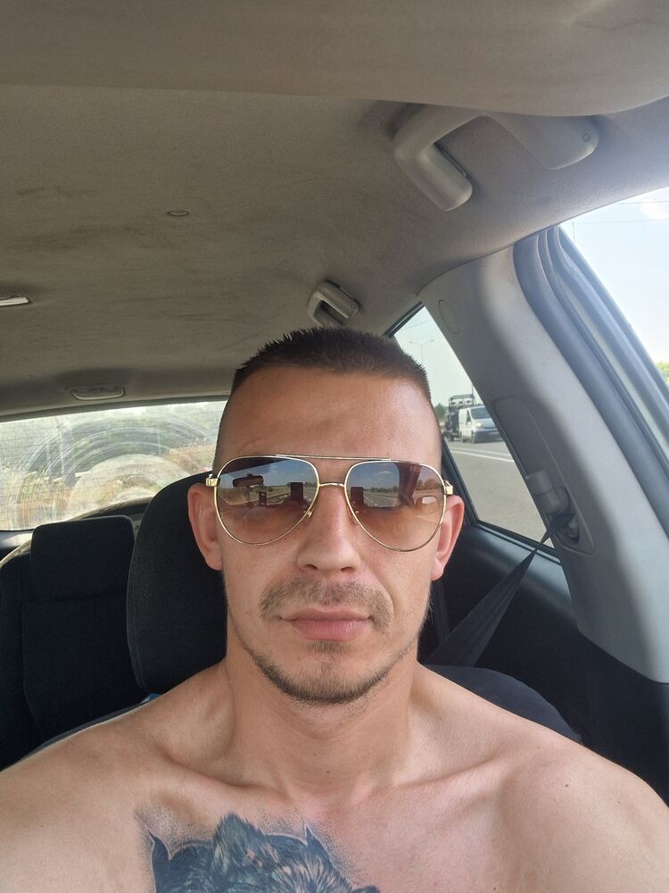  ,   Andry, 30 ,   