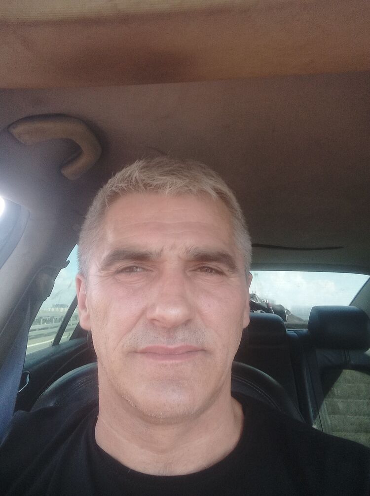  48685342  , 47 ,    