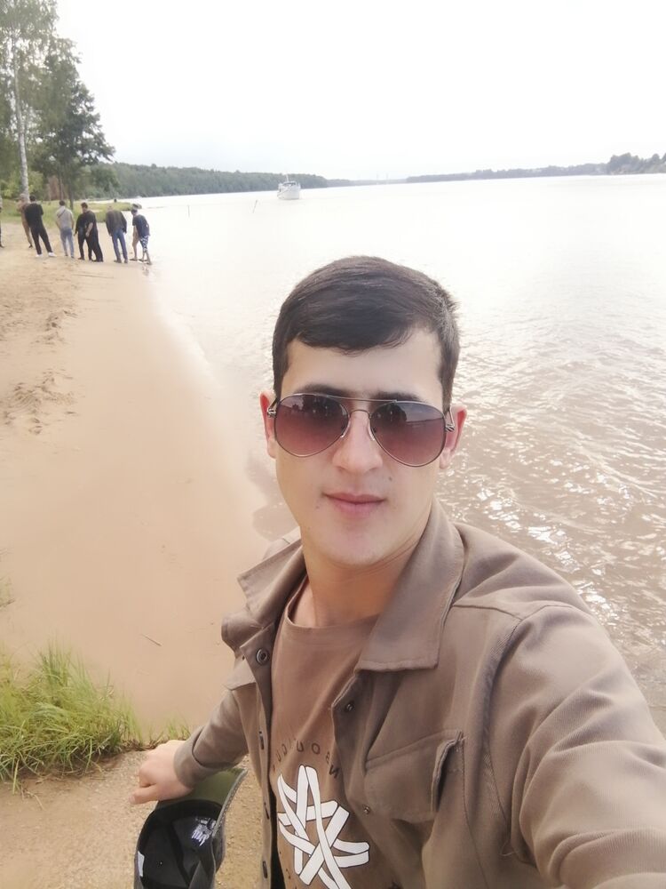  27663972  , 25 ,    -